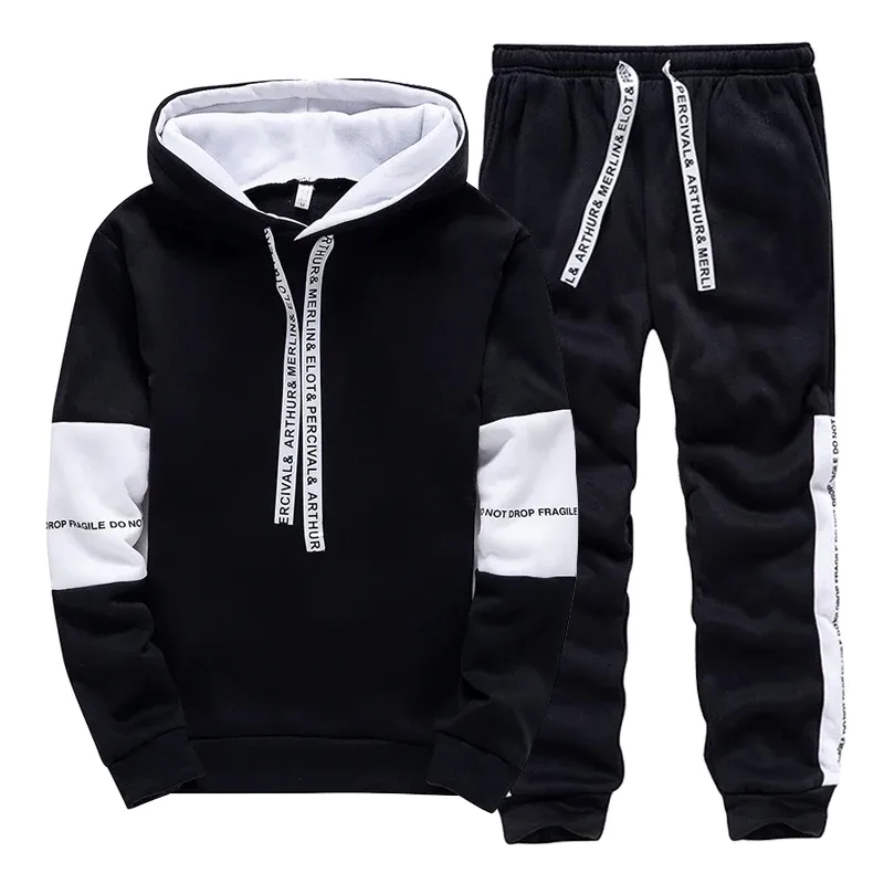 Tuta Sportiva da Uomo Bianca e - Winter Clothing Men recensione e prezzo