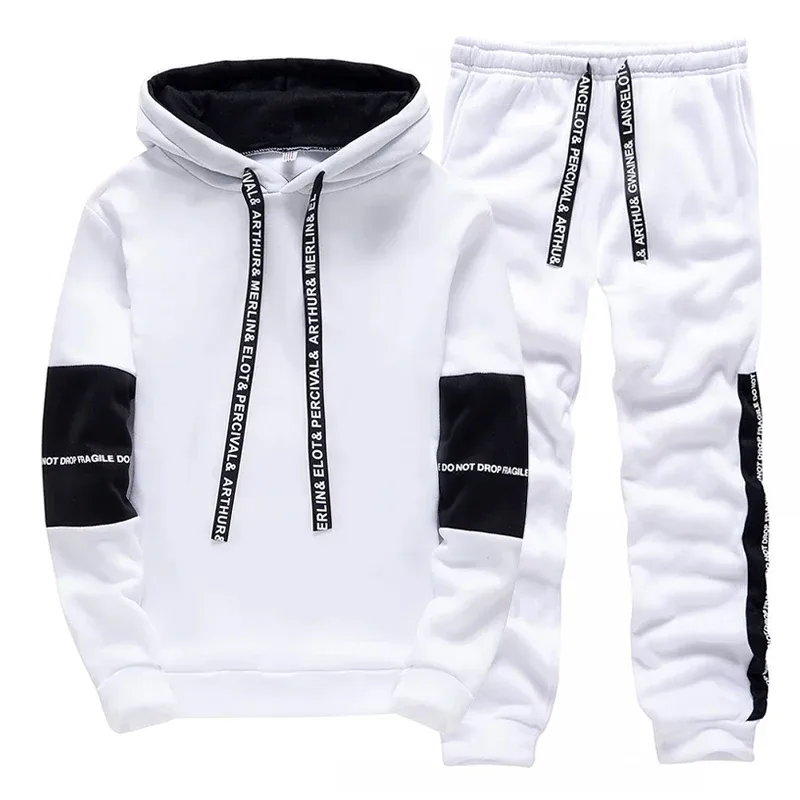 Tuta Sportiva da Uomo Bianca e - Winter Clothing Men recensione e prezzo