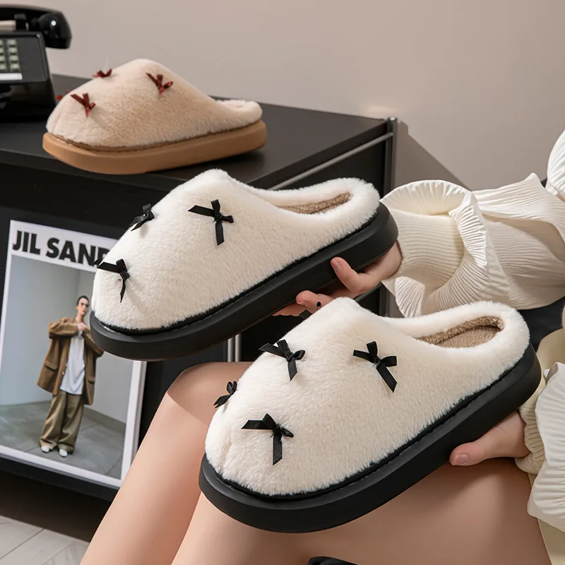 Pantofole con fiocco da donna  - Winter Clothing Material recensione e prezzo