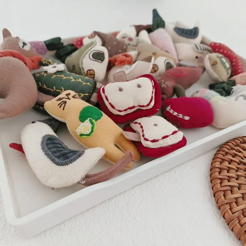 Adorabile Spilla a Forma di An - Winter Clothing Accessories recensione e prezzo